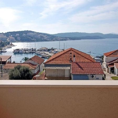 Apartments Central - 40M From The Beach Trogir Zewnętrze zdjęcie